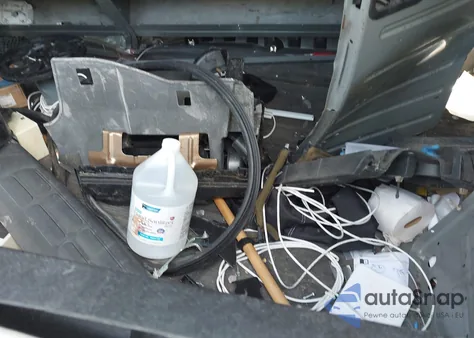 2011 Chevrolet Express 2500 Work Van z USA, uszkodzony, nr VIN 1GCWGFBA8B1137120